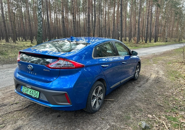 Hyundai IONIQ cena 60800 przebieg: 63000, rok produkcji 2017 z Gryfino małe 172